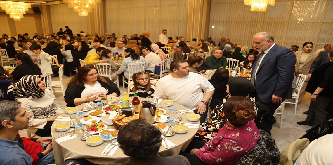 Canik’te sağlık çalışanları iftar sofrasında buluştu