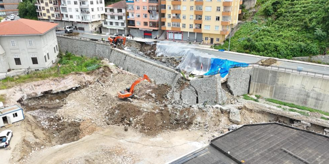 Karadeniz'de istinat duvarı riski büyüyor