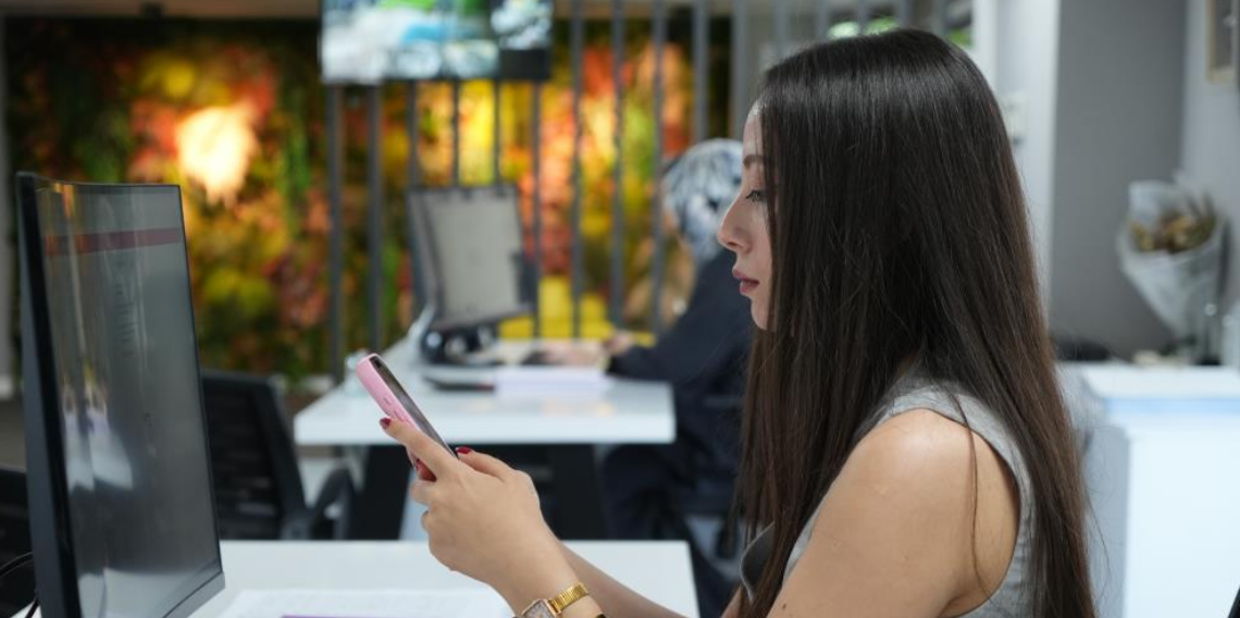 Site yönetiminde yapay zeka dönemi: 3 günlük telefon trafiğini 1 saate indirdiler
