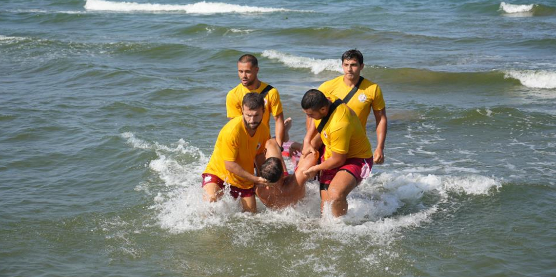 Samsun'da cankurtaranlar sezonu kapattı