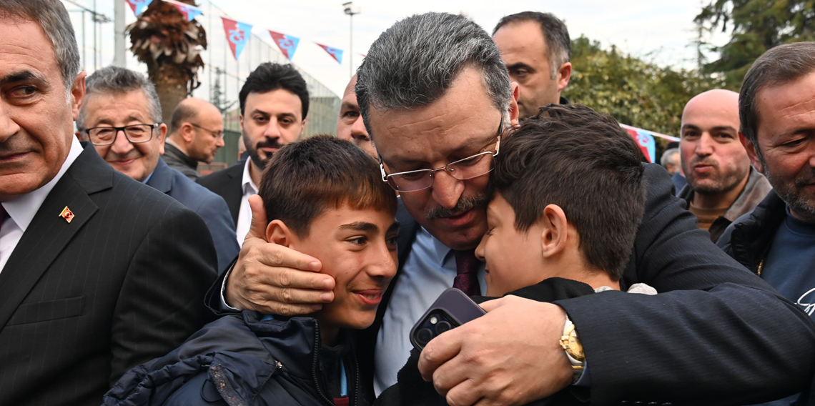 Ahmet Metin Genç'ten Gençlere Destek Sözü