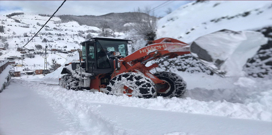 Rize’de 38 köy yolu ulaşıma kapandı