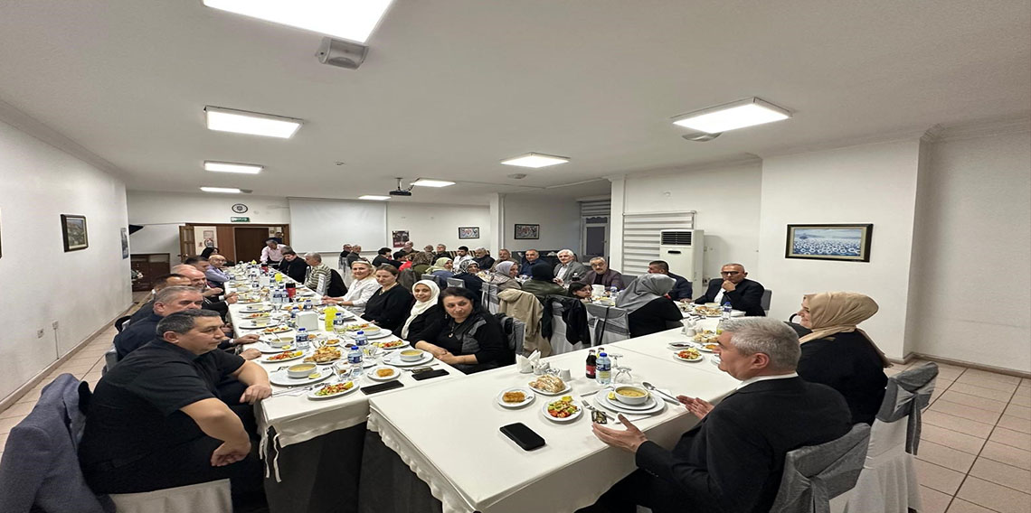 Emekli emniyet teşkilatı iftar programında bir araya geldi