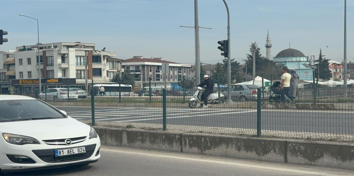 Yaya geçidini kullanan motosikletlere ceza yağdı