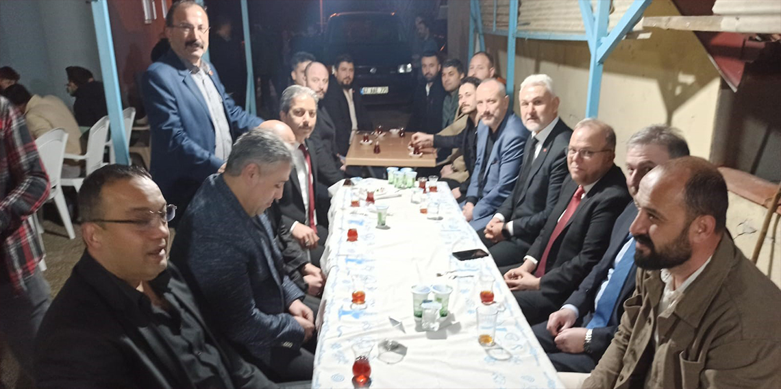 Devrek MHP İlçe Başkanlığından iftar programı