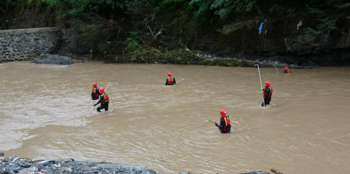 Giresun’da selde kaybolan 2 kişiyi arama çalışmaları sürüyor