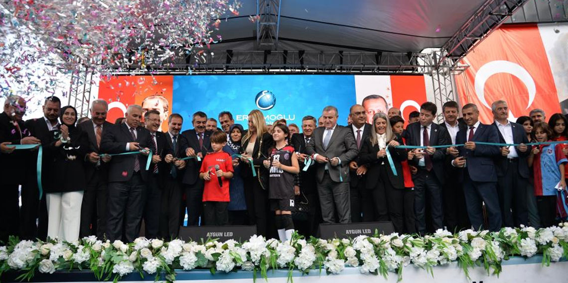 Milli Eğitim Bakanı Tekin ve Gençlik ve Spor Bakanı Bak Trabzon'da açılışa katıldı