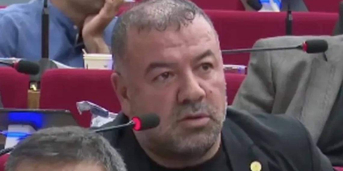 Latif Aydemir, AK Parti'den istifa etti