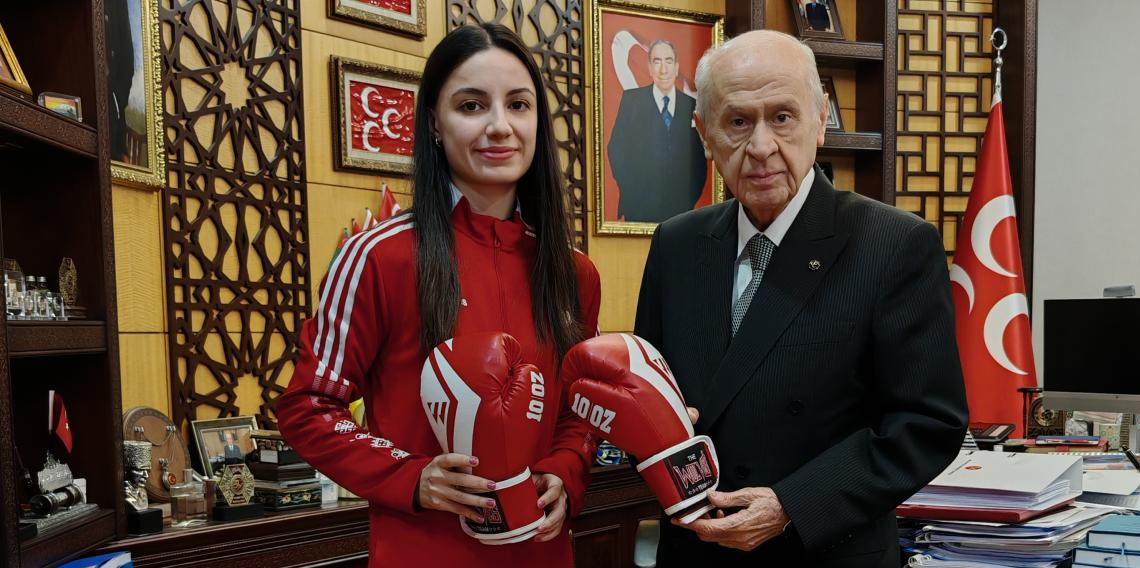 Bahçeli, Aybüke Kılınç'ı kabul etti