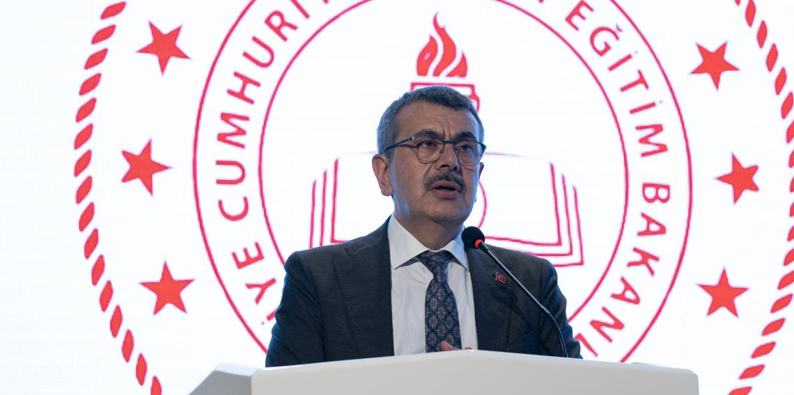 Bakan Tekin: Biz tamamen eğitim öğretim için harcıyoruz