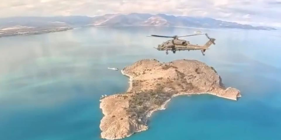 Atak helikopterin kamerasından Van Gölü ile Akdamar Adası