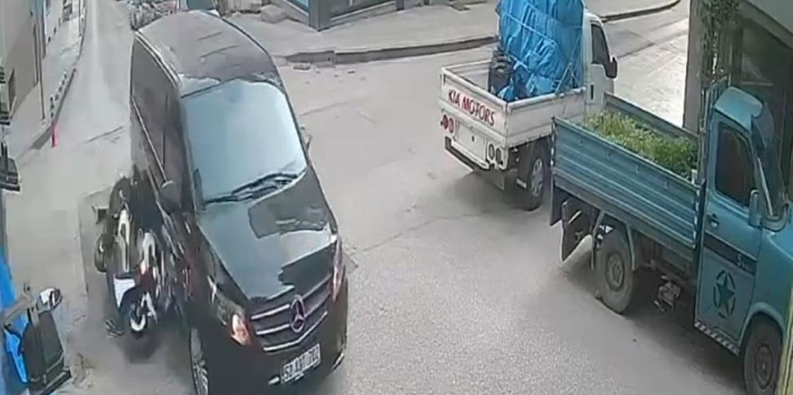 Ordu'da motosiklet ile panelvan çarpıştı: 2 yaralı
