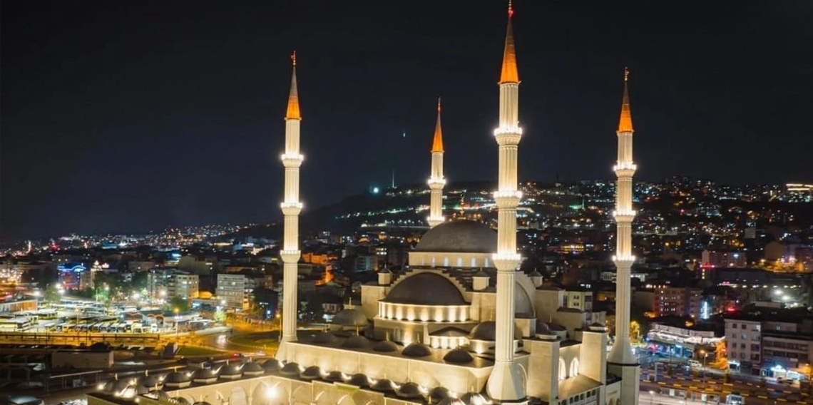 15 Temmuz darbe girişiminin 9. yılında tüm yurtta camilerde selalar okundu