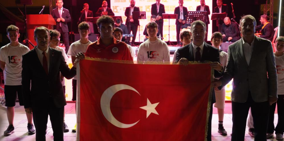 Bayburt’ta 15 Temmuz’un 10’uncu yılında şehitler dualarla anıldı