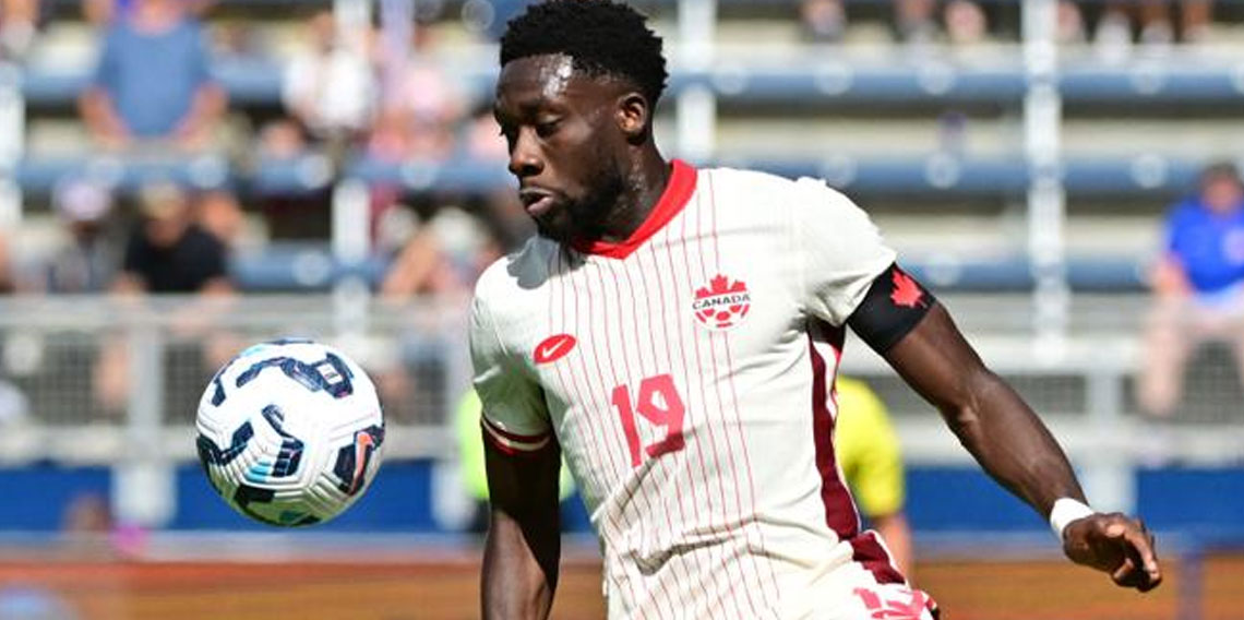 Alphonso Davies, Premier Lig yolunda