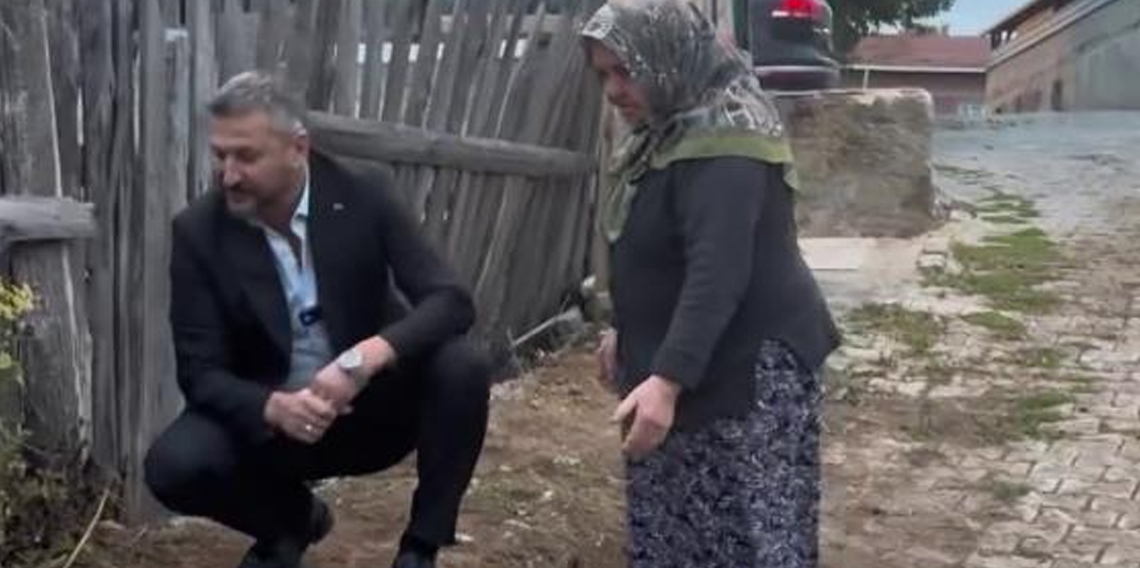 Başkan Civa'nın samimi tavırları sosyal medyada ilgi görüyor