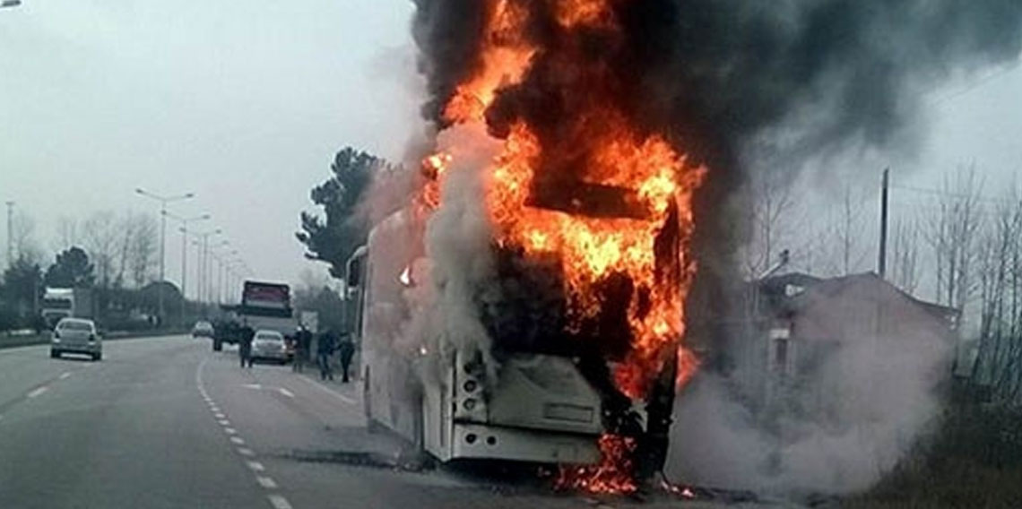 Samsun'dan yola çıkan otobüs alev alev yandı! Yolcular canını zor kurtardı