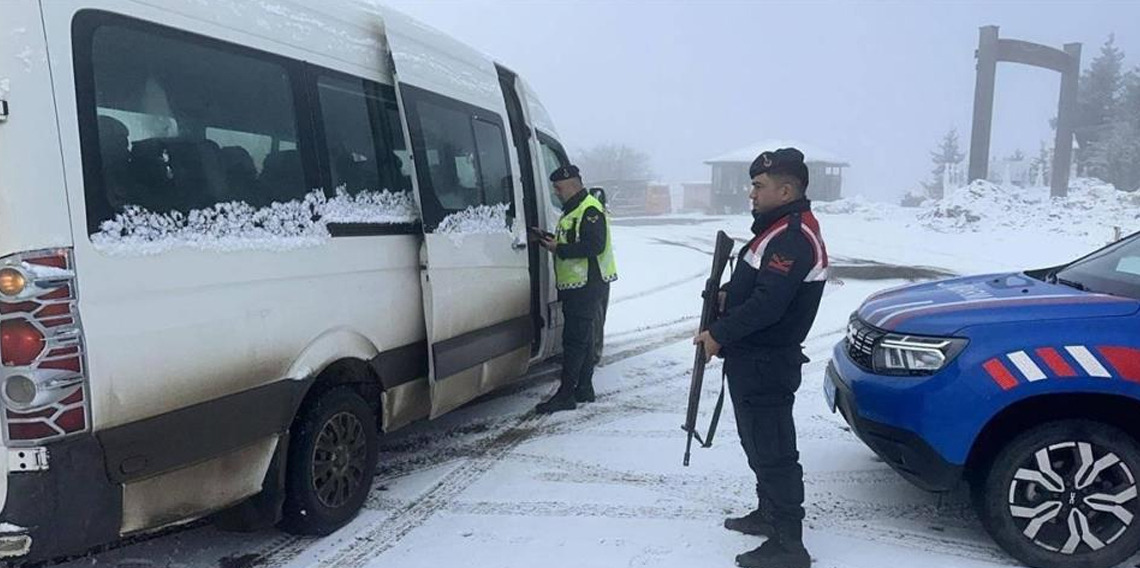 Artvin'de 16 düzensiz göçmen yakalandı