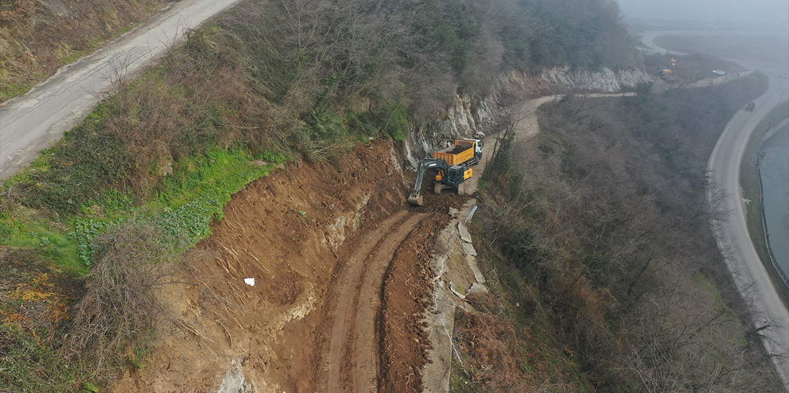 Ordu'da dar yollar genişletiliyor