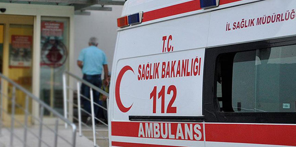 Samsun’da Ambulans ile Fındık Yüklü Kamyon Çarpıştı