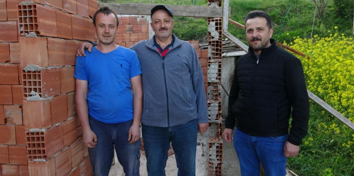 Karadeniz zekâsı şaşırttı: Giresun’da duvarı yıkmadan taşıdılar