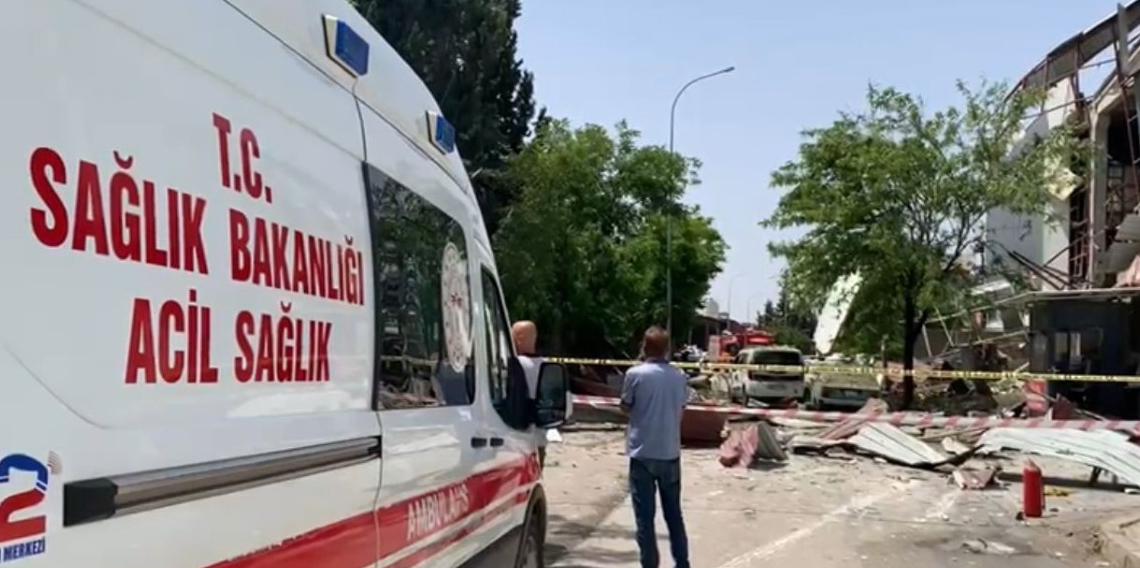 Halı fabrikasında patlama: 7 yaralı