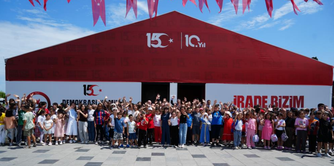 Samsun'da 15 Temmuz çadırına yoğun ilgi