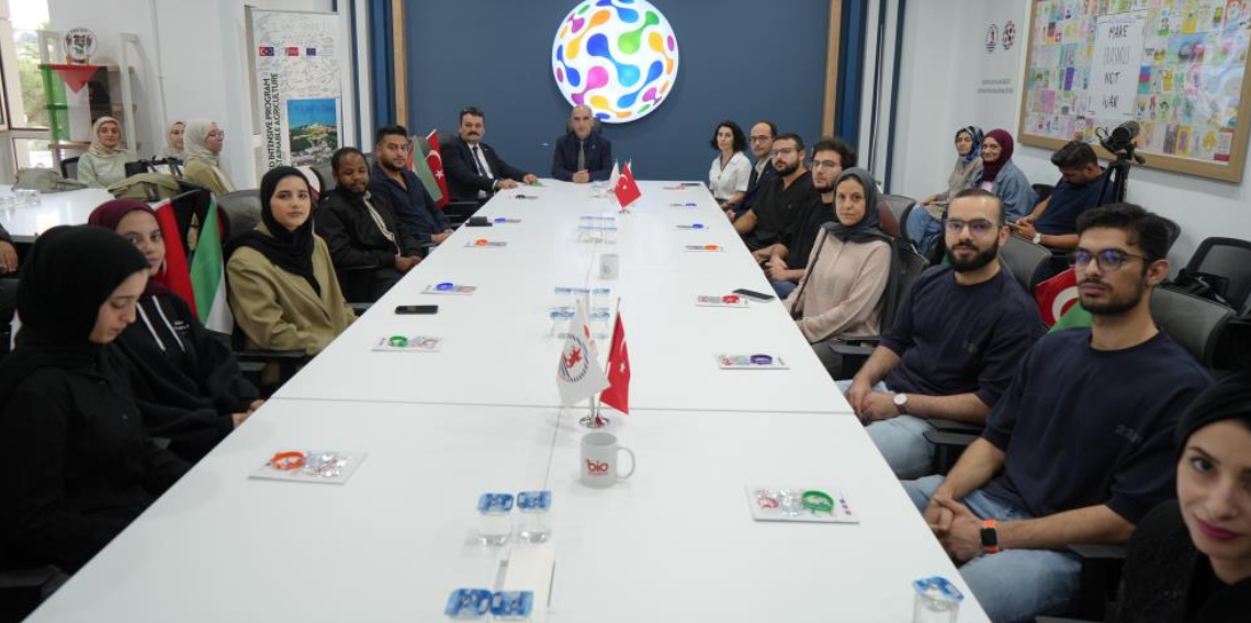 Gazze'deki yıkımın eğitime olan etkileri OMÜ'de masaya yatırıldı