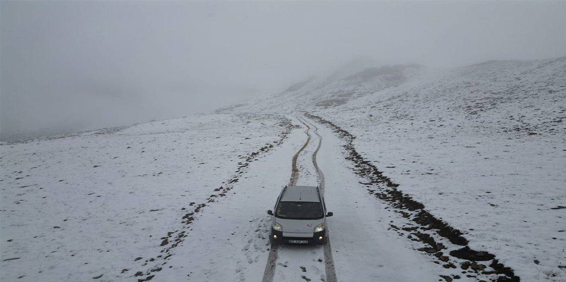 Bayburt'ta yılın ilk karı düştü