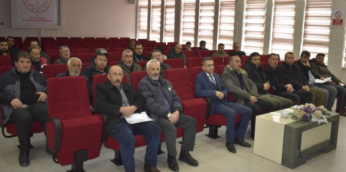 Bayburt’ta canlı hayvan taşıyanlara özel eğitim