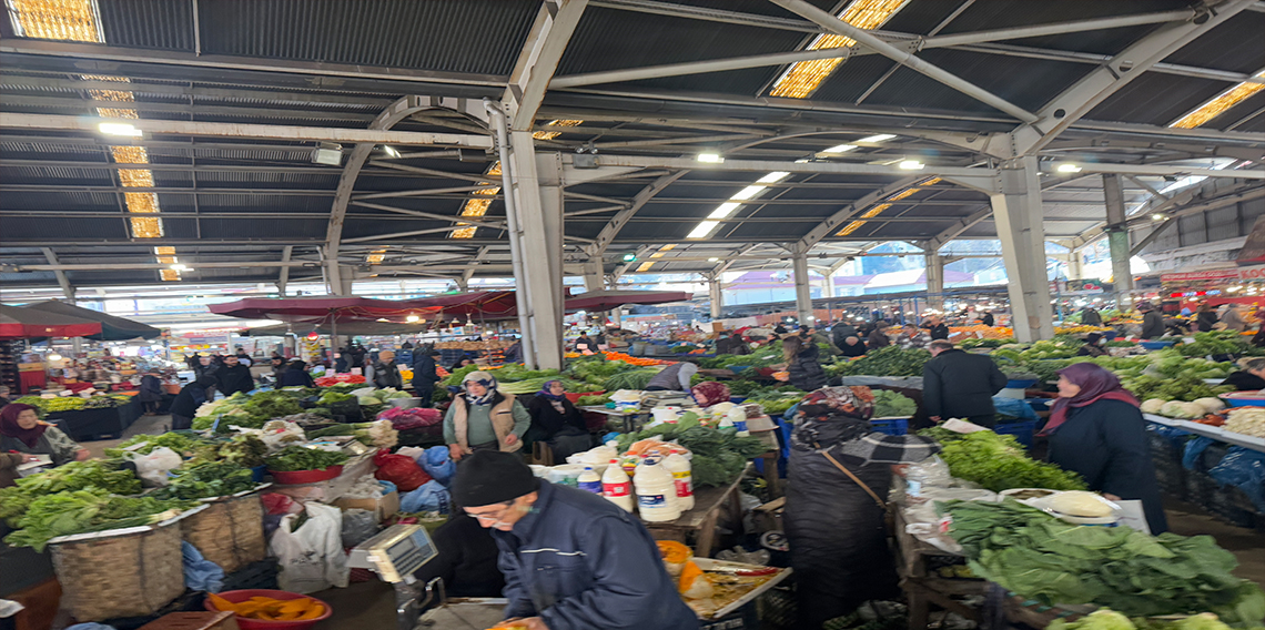  Halk pazarına ilgi düştü