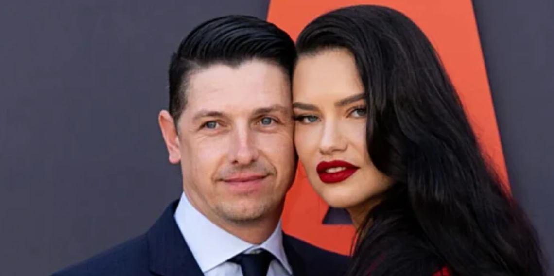 Adriana Lima oğlunun babası Andre Lemmers ile evlendi