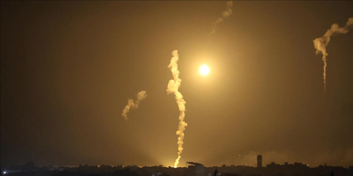 Soykırımcı İsrail'in Gazze Şeridi'nin farklı bölgelerindeki saldırılarında 11 Filistinli öldü