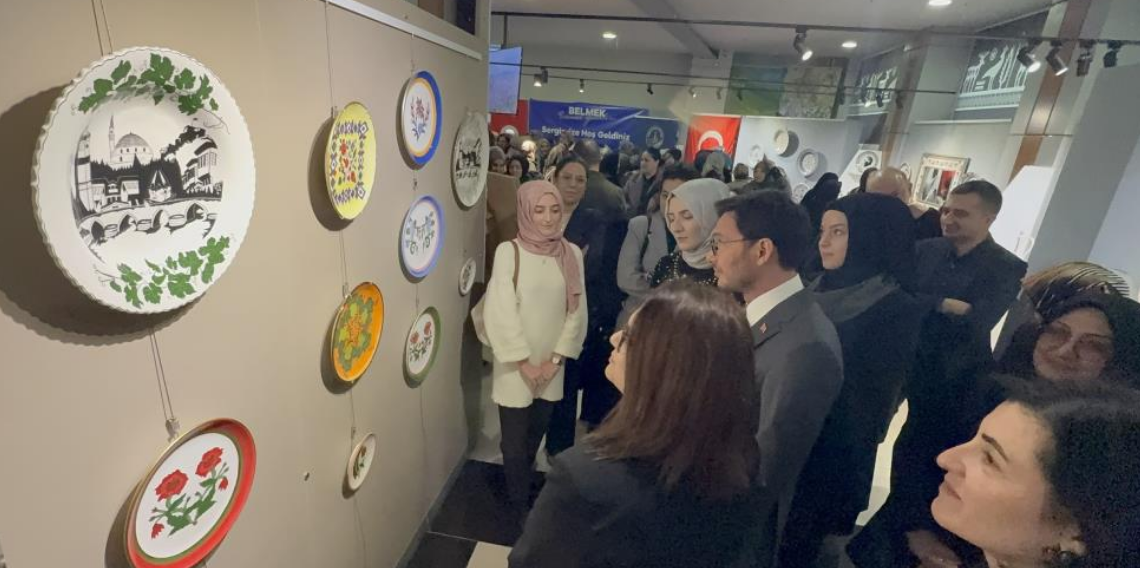 Tokat Belediyesi Şehir Müzesi’nde BELMEK Çini Sergisi Açıldı
