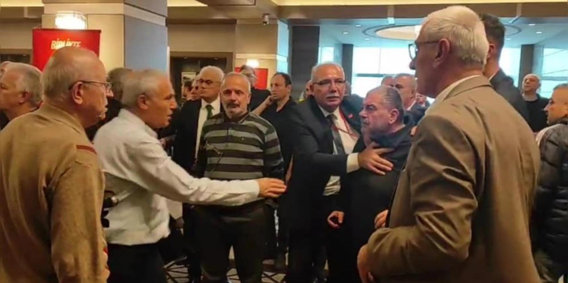 Zonguldak'ta CHP'nin kongresinde yumruklu kavga