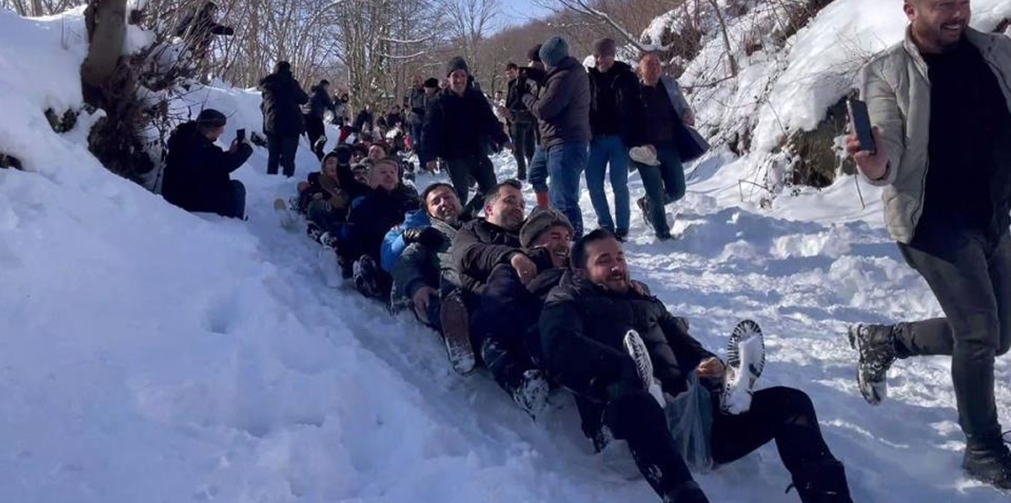 Ordu'da kar yağışı eğlenceye dönüştü