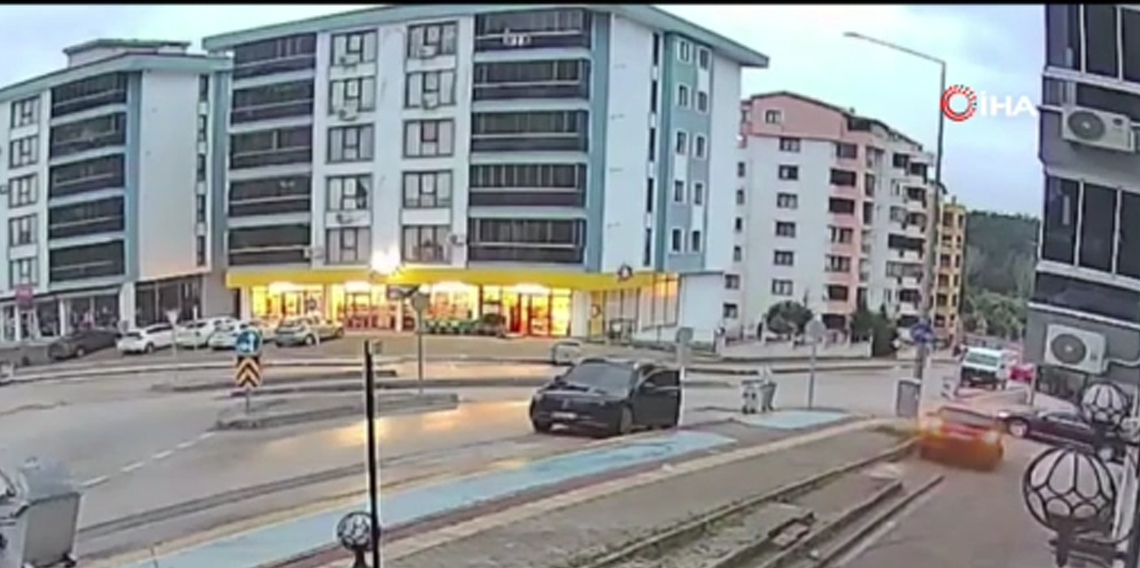 Direksiyon dersinde fren yerine gaza bastı