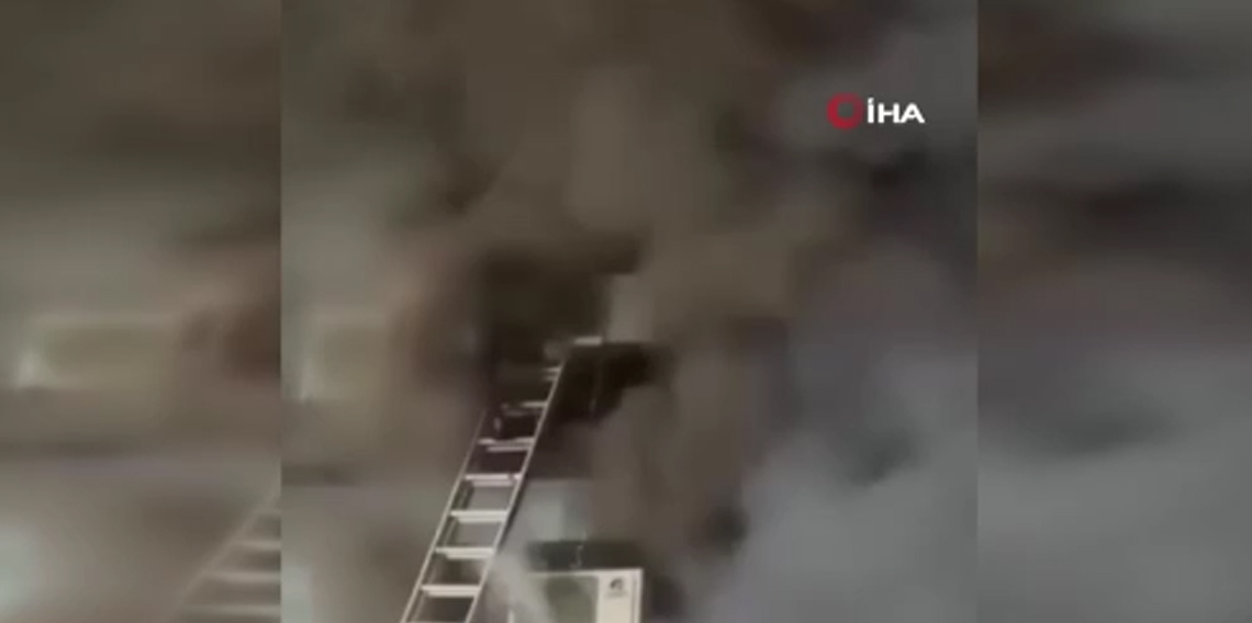 Pakistan’da AVM yangınında can pazarı