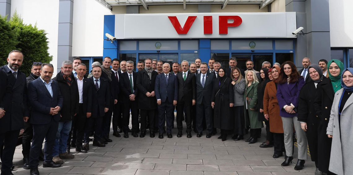 Bakan Uraloğlu Trabzon'a geldi