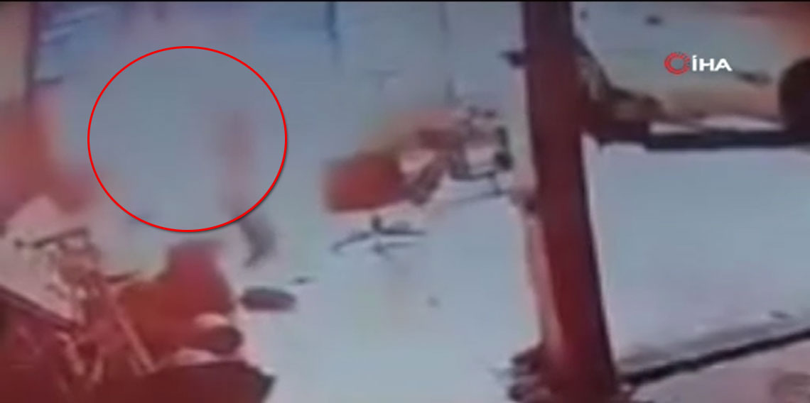 Sobaya benzin döktü ortalık bir anda alev aldı