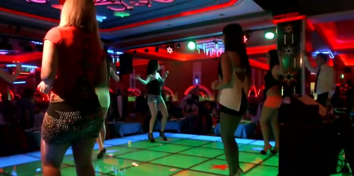 Ankara’da yabancı uyruklu kadınları uygunsuz çalıştıran 9 eğlence mekanına operasyon: 29 gözaltı