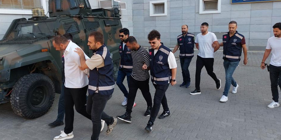 Samsun merkezli 8 ilde sahte alkol operasyonunda 4 kişi adliyeye sevk edildi