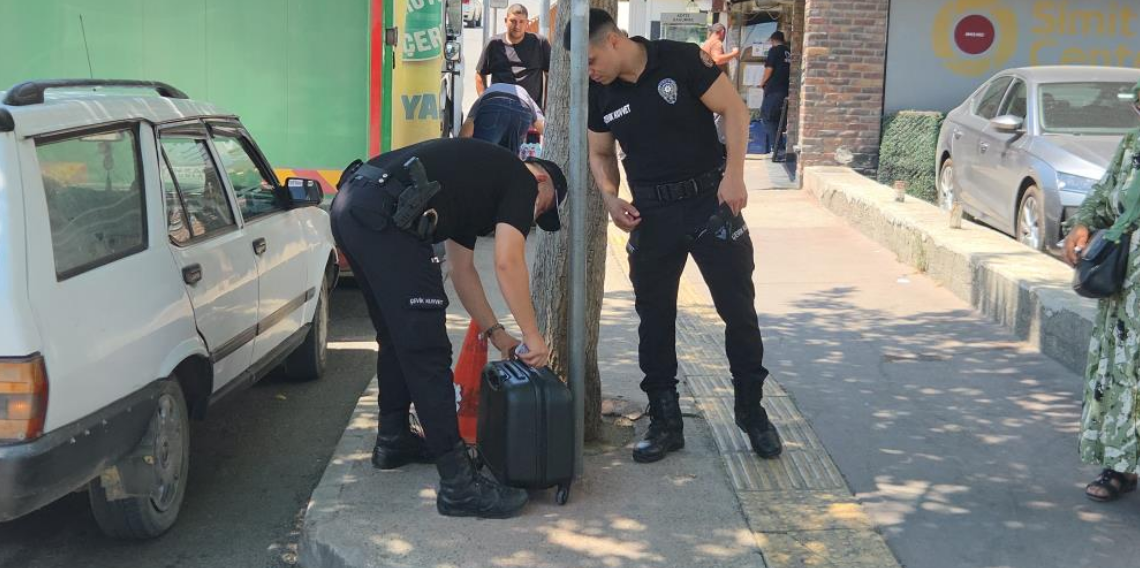 Samsun'da Şüpheli Valiz Alarmı! Polis Ekipleri Harekete Geçti