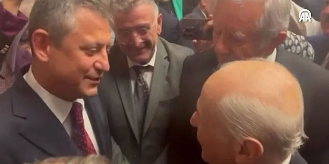 Devlet Bahçeli ile Özgür Özel bir araya geldi! 