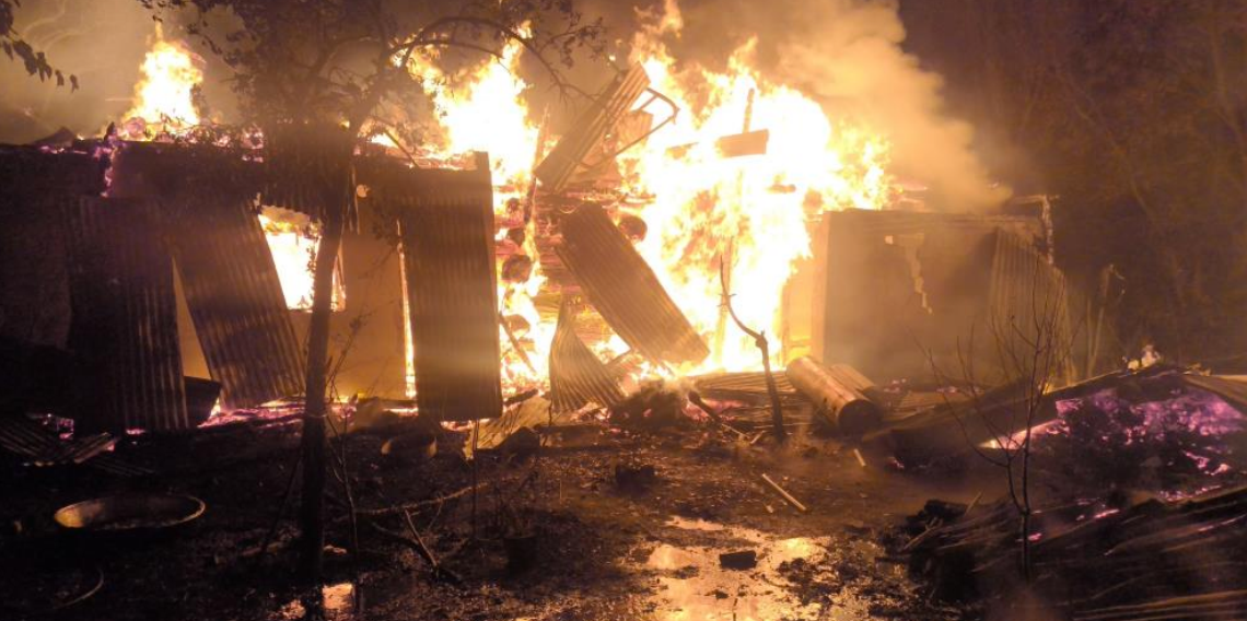 Artvin Şavşat’ta korkutan yangın! Ev, ahır ve samanlık alevlere teslim oldu