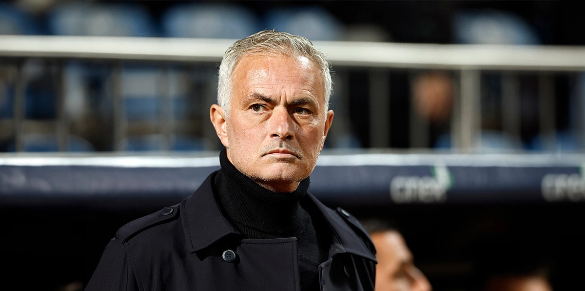 Mourinho İstanbul'dan ayrıldı