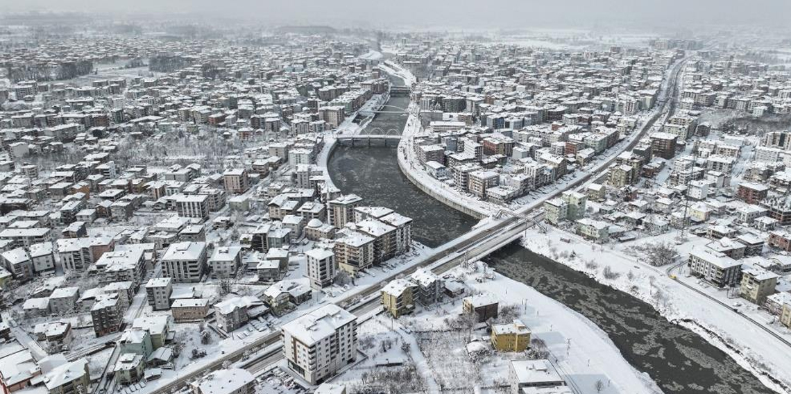 Terme Belediyesi'nden yoğun kar mesaisi