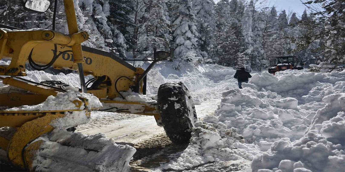 Kastamonu’da 303 köy yolu kar yağışı sebebiyle ulaşıma kapandı