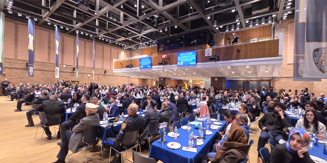 New York Polis Teşkilatı'ndaki Müslüman polisler, iftar yemeğinde bir araya geldi