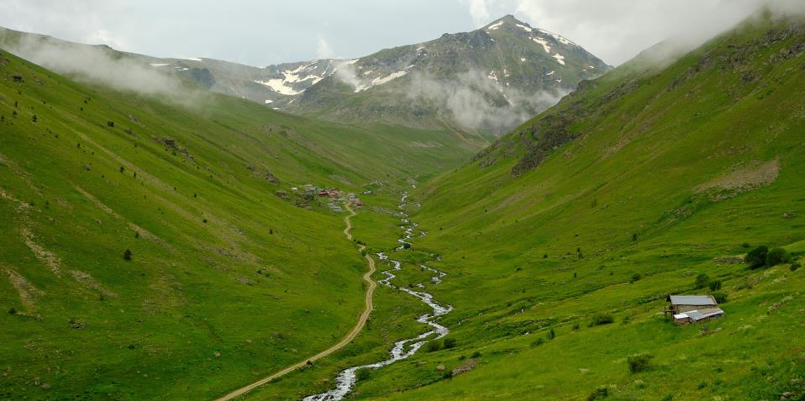 Burası Alp'ler Değil Dulağa Yaylası
